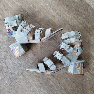 GUNMETAL Brand Light Blue Embroidered Denin Gladiator Sandals 7M